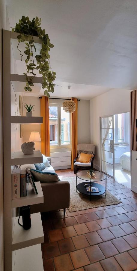 Charming Appartement In Vieux Νίκαια Εξωτερικό φωτογραφία