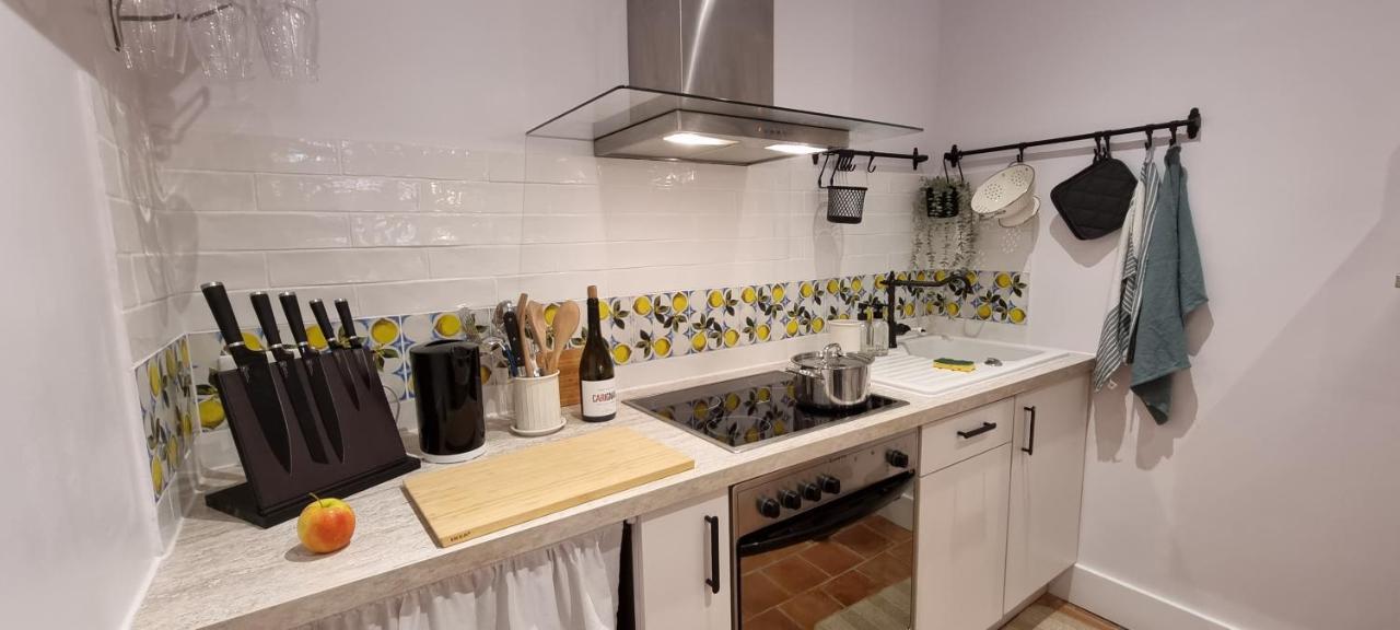Charming Appartement In Vieux Νίκαια Εξωτερικό φωτογραφία