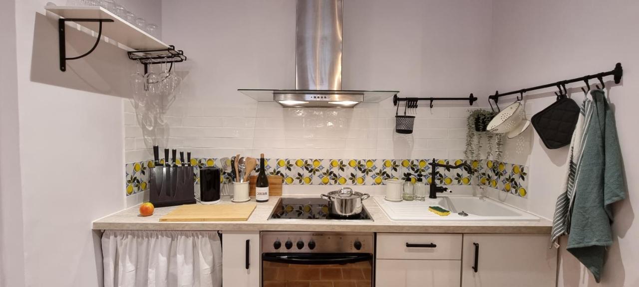 Charming Appartement In Vieux Νίκαια Εξωτερικό φωτογραφία
